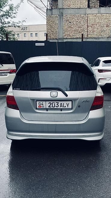 лодка на машину: Honda Fit: 2003 г., 1.5 л, Вариатор, Бензин, Хэтчбэк — 1