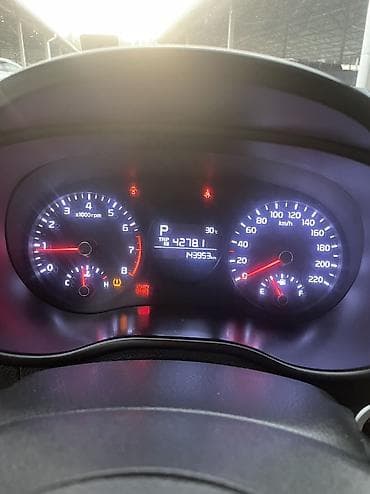 авто для такси: Kia Morning: 2019 г., 1 л, Автомат, Бензин, Седан — 8