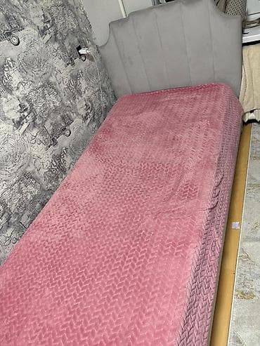 small table: Односпальная кровать, С мягким изголовьем, длина - 195 см — 1