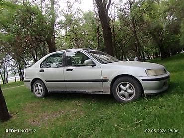 subaru impeza: Honda Civic: 1998 г., 1.4 л, Механика, Хэтчбэк — 2