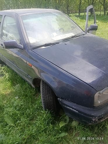 материал для машины: Volkswagen Golf: 1997 г., 1.6 л, Механика, Бензин, Хэтчбэк — 3
