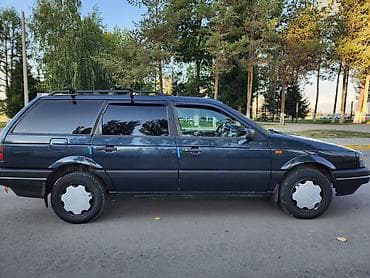 пресс машина: Volkswagen Passat Variant: 1991 г., 1.8 л, Механика, Бензин, Универсал — 5