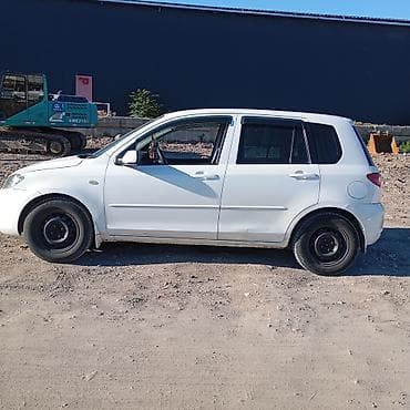акп мазда демио: Mazda Verisa: 2003 г., Хэтчбэк — 3