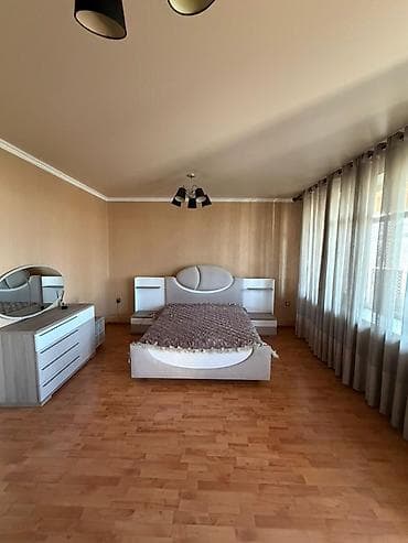 flat rent: 3 комнаты, 162 м², Элитка, 5 этаж — 5