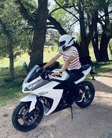 спартивный мото: Пробег 900 км,механика 6-ступка — 1