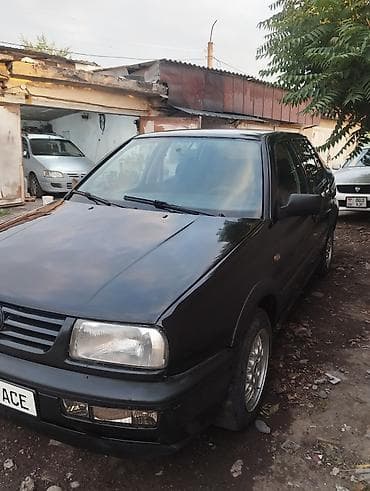 на вента: Volkswagen Vento: 1997 г., 2 л, Механика, Бензин, Седан — 2