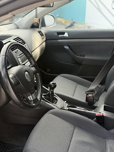 Продажа авто: Volkswagen Jetta: 2007 г., 1.6 л, Механика, Бензин, Седан — 7