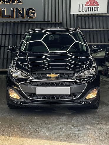очень дешего: Chevrolet Spark: 2020 г., 1 л, Вариатор, Бензин, Хэтчбэк — 2