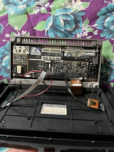 GPS трекерлер: Колдонулган, 2-DIN, 9 ", Android (камтылган ОС) — 3