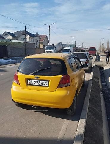 китайский мини грузовик: Chevrolet Aveo: 2005 г., Хэтчбэк — 2