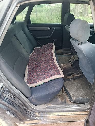Audi A6: 1996 г., 2.6 л, Кол менен иштөөчү, Бензин, Седан — 5