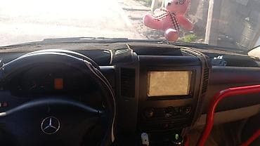 прокат формы: Mercedes-Benz Sprinter (длинная база, высокий кузов), красный. торг — 5