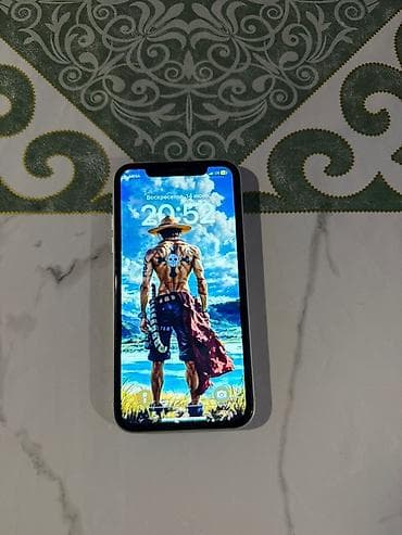 macbook m5 pro: IPhone Xr, Б/у, 64 ГБ, Белый, 75 % — 1