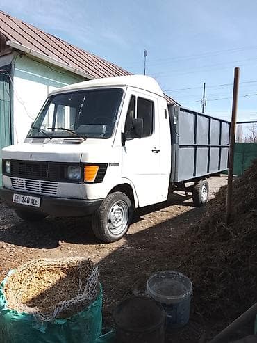 рено мак: Легкий грузовик, Mercedes-Benz, Стандарт — 4