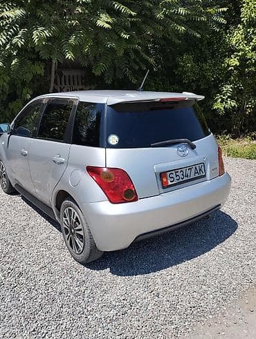 на прадо: Toyota Ist: 2003 г., 1.5 л, Автомат, Бензин, Хэтчбэк — 9