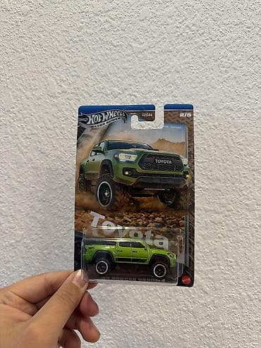 Спорт и хобби: Цена за набор из 5 ! Набор коллекционных моделей Hot Wheels — серия — 6