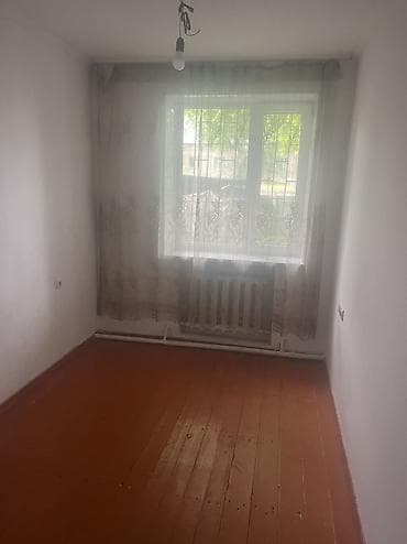 Батирлер: 2 бөлмө, 43 м², Хрущевка, 1 кабат — 4