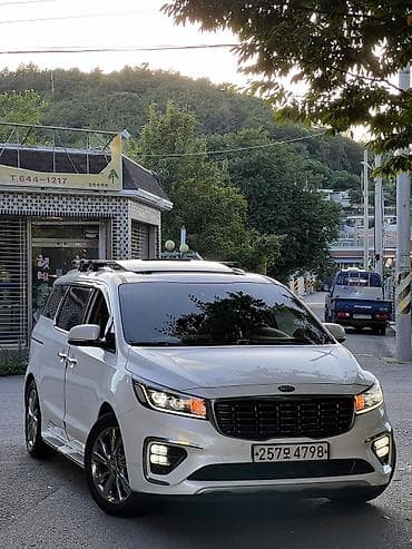 deepal so7: Kia Carnival: 2020 г., 2.2 л, Автомат, Дизель, Минивэн — 2