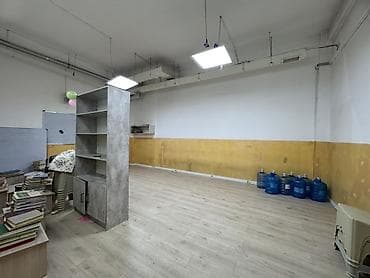 нижный джал: Продается помещение в мкр Джал, Ахунбаева 67/1. Цокольное помещение в — 5