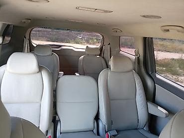 Продажа авто: Kia Carnival: 2016 г., Автомат, Дизель, Минивэн — 5