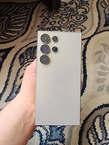 пад 6: Смартфон с дизайном в стиле Samsung Galaxy S24 Ultra (плоские грани — 4