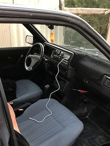 вело очки: Volkswagen Golf: 1990 г., 1.5 л, Автомат, Бензин, Хэтчбэк — 7