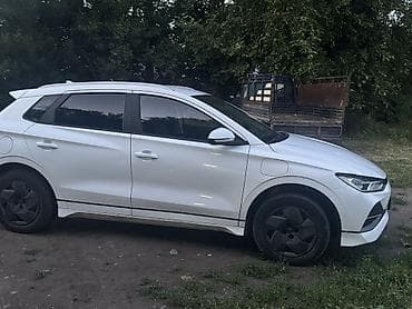 byd son: BYD E2: 2023 г., Автомат, Электромобиль, Кроссовер — 8
