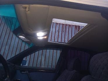 экран для машины: Продаётся легковой автомобиль (седан). Основные характеристики: - — 3