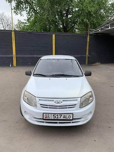 ВАЗ (ЛАДА) Granta: 2013 г., 1.6 л, Ручные, Бензин, Седан