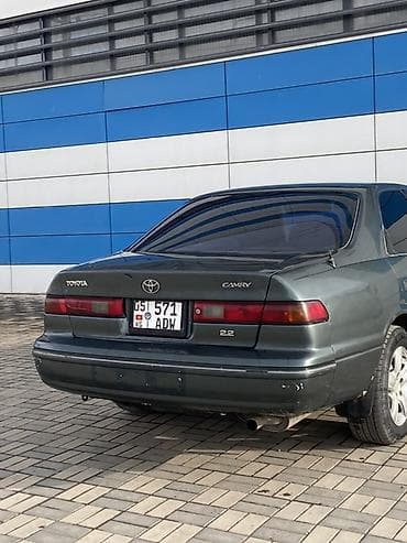 краска авто: Toyota Camry: 1997 г., 2.2 л, Автомат, Бензин, Седан — 7