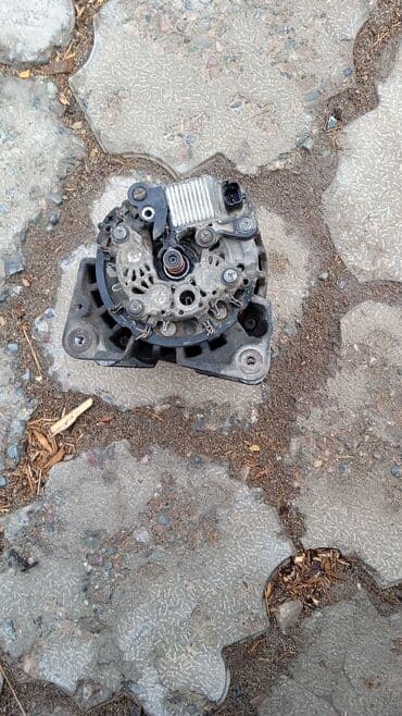 Генератор Renault