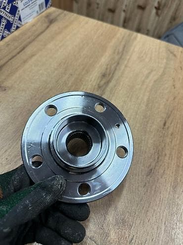 golf 2: Передняя левая Ступица Volkswagen Новый, Оригинал, Германия — 3