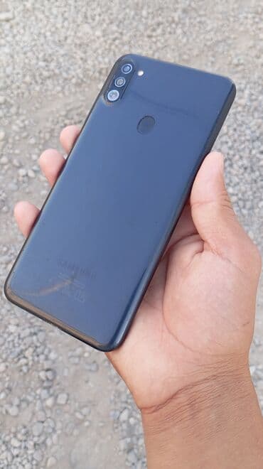 сигнализация на авто: Samsung Galaxy A11, Б/у, < 2 ГБ, цвет - Черный — 1
