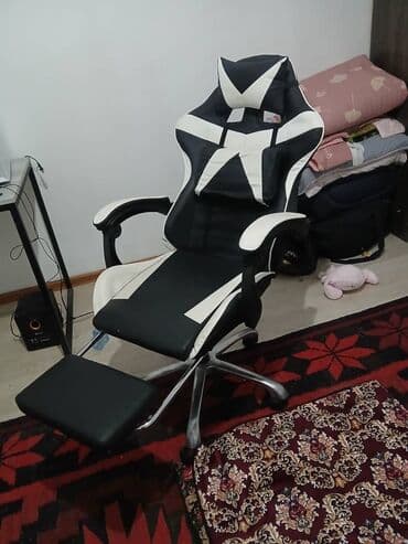 купить игровое кресло: Игровое кресло, С колесиками, цвет - Черный, Экокожа — 1