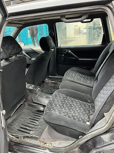 передний бампер на одиссей: Volkswagen Passat: 1993 г., 1.8 л, Механика, Бензин, Универсал — 8