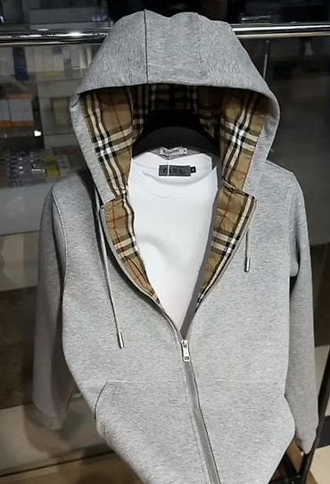 Байпактар жана ич кийимдер: Эркектердин толстовкасы, M, Burberry, Жаңы, түсү - Боз — 1