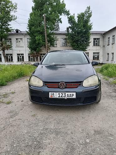 Volkswagen Golf V: 2006 г., 1.6 л, Механика, Бензин, Хэтчбэк