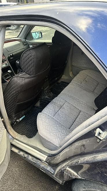мерседес бенс а: Mercedes-Benz C-Class: 1995 г., 2 л, Механика, Бензин, Седан — 4