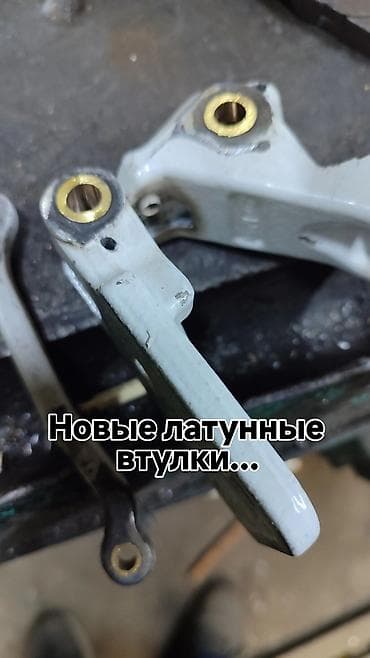 болоный ключ: Реставрация шарниров задних дверей Мерседес спринтер 906. Полный — 2