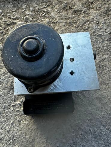 Блок ABS Toyota 2004 г., Б/у, Оригинал