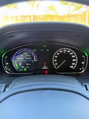 fast: Honda Accord: 2019 г., 2 л, Вариатор, Гибрид, Фастбек — 4