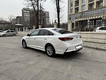 2 gr: Hyundai Sonata: 2017 г., 2 л, Типтроник, Газ, Седан — 5