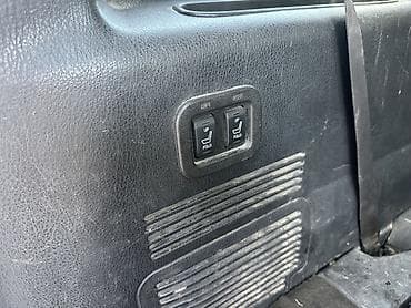 2008: Mercury Mountaineer: 2008 г., Внедорожник — 6