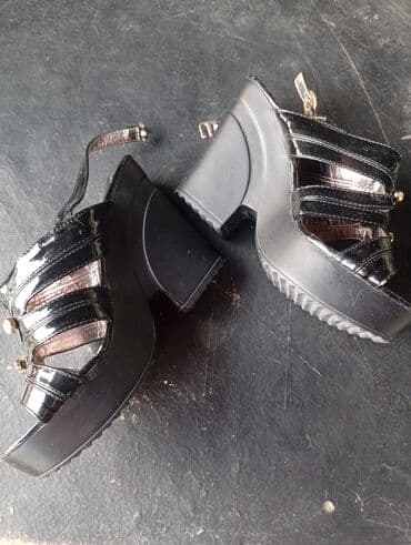 белорусская обувь для проблемных ног бишкек: Туфли платформа. цвет:черный -лакированный . размер : 35,36 состояние — 3