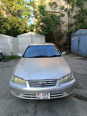 Продажа авто: Toyota Camry: 1999 г., 2.2 л, Автомат, Газ, Седан — 1