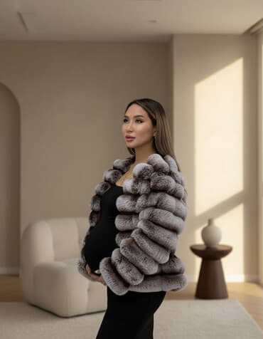 Шуба, Короткая модель, S at lalafo.kg Шуба, Короткая модель, S