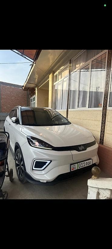 часы диски: Электромобиль кроссовер (белый кузов)welltemester byd - Кузов — 1