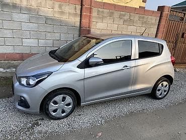 Chevrolet: Chevrolet Spark: 2017 г., 1 л, Автомат, Бензин, Хэтчбэк — 3