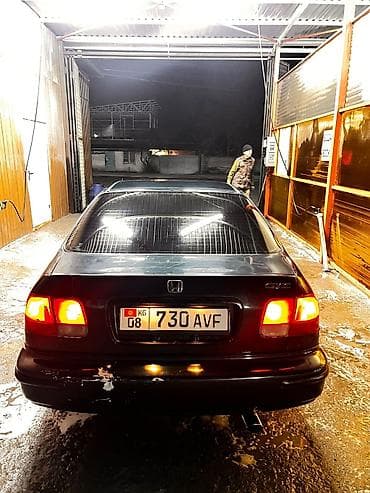 Транспорт: Honda Civic: 1998 г., Седан — 4