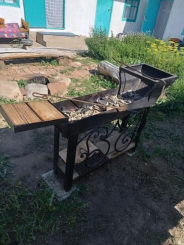 3 3: - садовая зона с плодовыми деревьями (абрикосы), скамьи и топчаны для — 10